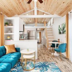 7 Le Soleil Retro Tiny House, Boat Parking, Mins to Lake Guntersville, City Harbor
