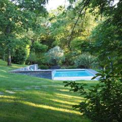 Le Haut Puits Amboise Tours piscine dans grand parc