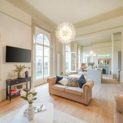 The Sovereign Suite - 2 Bedroom Apartment in Central Bristol by Mint Stays