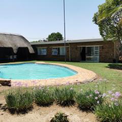 Stunning 2 Bedrooms and 2 Bathroom No loadshedding