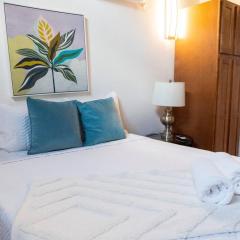 Dreamy PH Apt in Old San Juan w/ 4 Bed & Balcony