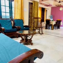 Prince Castle-4BHK Apartment,Guesthouse