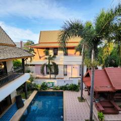 ปุณณภา พูล วิลล่า พัทยา Punnapha Pool Villa Pattaya