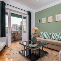 Classy 4BDR Apartment W/ Balcony by LovelyStay