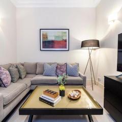 Central Mayfair and Piccadilly Sleeps 6 people