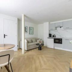 Chapelle/Ordener : Magnifique appartement 1BR/4P