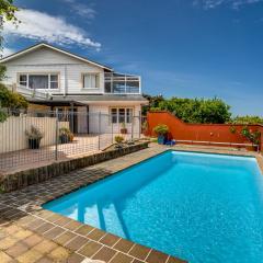 Relax At Poolside - Napier Holiday Home