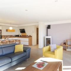 L'Abeille - Renovated - 4 bedroom - 8 person-110sqm - Views!