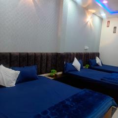 JAI BHOLE HOME STAY