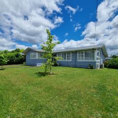 Fenton Retreat - Rotorua Holiday Home