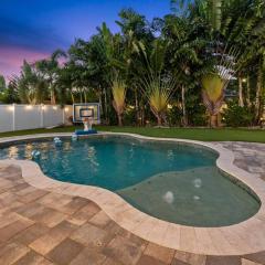 Modern Pool Home w Putting Green