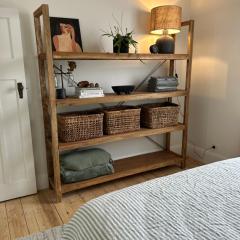 Cozy 2 bedroom cottage - Newly renovated, perfect location for best of Ballarat