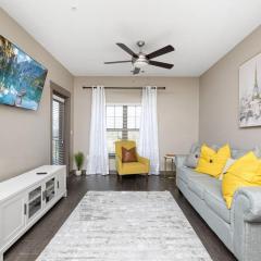 1Br Uptown, Pool, Wine, near Convention Center_311