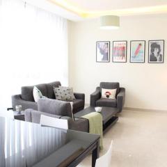 Modern 3BR Apt next to Hotel Dieu