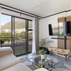 Stunning Modern apartment Cape Town City Centre.