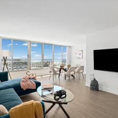 Stunning Top floor 2BD 2BA Ocean View Santa Monica