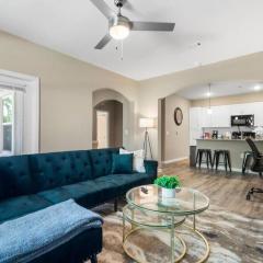 Chic 2BR/2BA Condo: Pool & More!