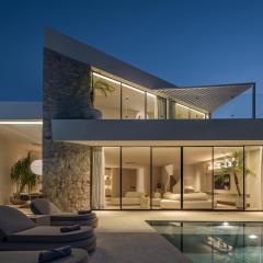 Luxury 4BR Ocean View Villa Near Bingin Beach