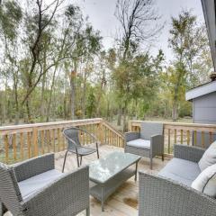 Deck, Yard and Outdoor Dining Destrehan Getaway!