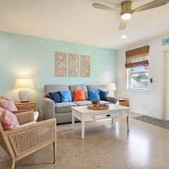 Tropical Escape near Beach! Tons of parking!