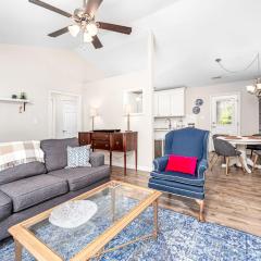 Cozy Pet friendly home-Raleigh