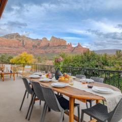 Sedona Sunrise by AvantStay Majestic Red Rocks Views~Walk to Jordan Trailhead~Peloton Bike~Hot Tub~WiFi