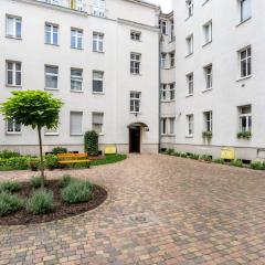 Bright and Cosy Apartments in Poznań by Renters