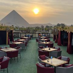 King Cheops Inn - Pyramid View