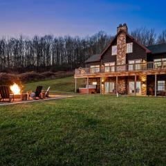 New & Stunning Chalet! Reno'd, Hot-Tub, Barrel Sauna, Slope Views, Fire Pit