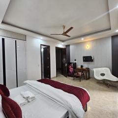 Place to stay in Gurugram