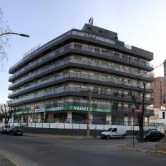 Departamento de un dormitorio con balcón en pleno centro