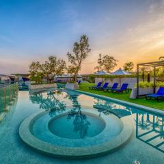 HOMA Phuket Town