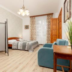 Vintage Apartments Warsaw Praga by Renters