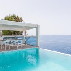 4 bedrooms villa with sea view private pool and jacuzzi at El Toro