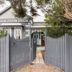 Urban Elegance apartment in Yarraville village