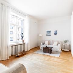Cozy, spacious and calm apartment central Helsinki