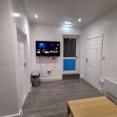 Studio Apartment near Luton Airport and Luton Central
