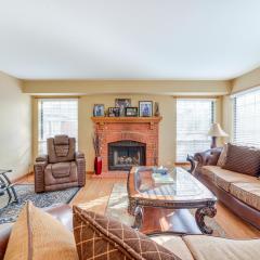 Hanover Park Townhome with Grill 36 Mi to Chicago!