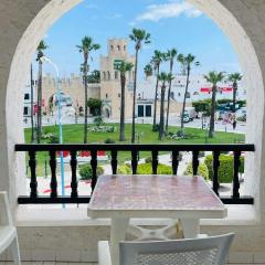 Bungalow S+1 au port de Kantaoui, Sousse. Avec balcon offrant une panorama envoûtant