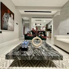 C Living - Executive - AQIQ