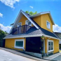 Vancouver’s Homey Laneway House