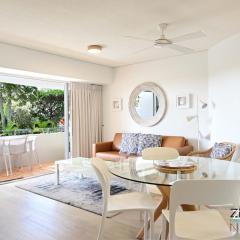 Picture Point 4 - 500m to Hastings St & Noosa Beach