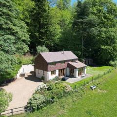 Holly Cottage, Surrey Hills