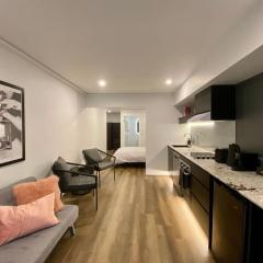 Luxury inner-west flat w/ breakfast and coffee included!