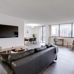 Stay with Style in this Condo at Crystal City