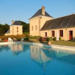 Luxueux gîte avec piscine et Wifi, proche circuit 24H du Mans, animaux bienvenus - FR-1-410-430