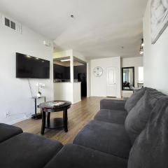 Gorgeous 2bdr Home in Marina