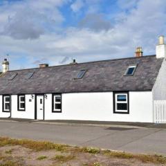 Impeccable 2-Bed Cottage in Johnshaven