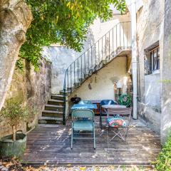 Beautiful apartment in Bordeaux with garden