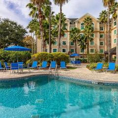 Resort Hotel Condo-2 rooms near Theme parks - Free parks shuttle